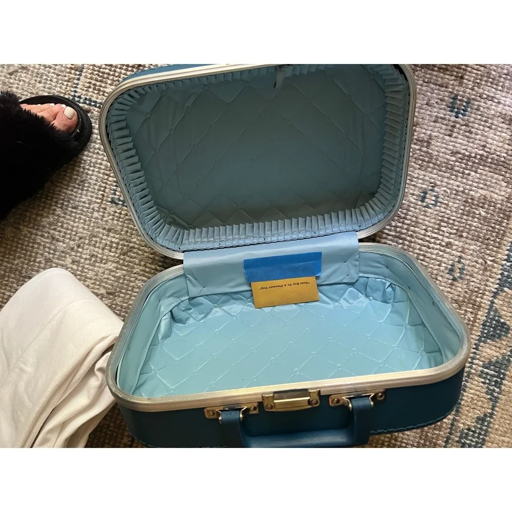 Vintage Im Going to Grandmas Train Suitcase Teal Blue Hard Shell Travel Case